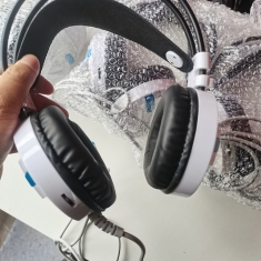 库存全新的友柏电脑耳机头戴式耳麦7.1声道电竞耳机工包版本